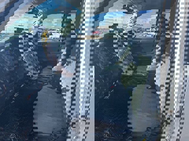 Used 2017 Toyota Tacoma SR w/ Tow Package image 13