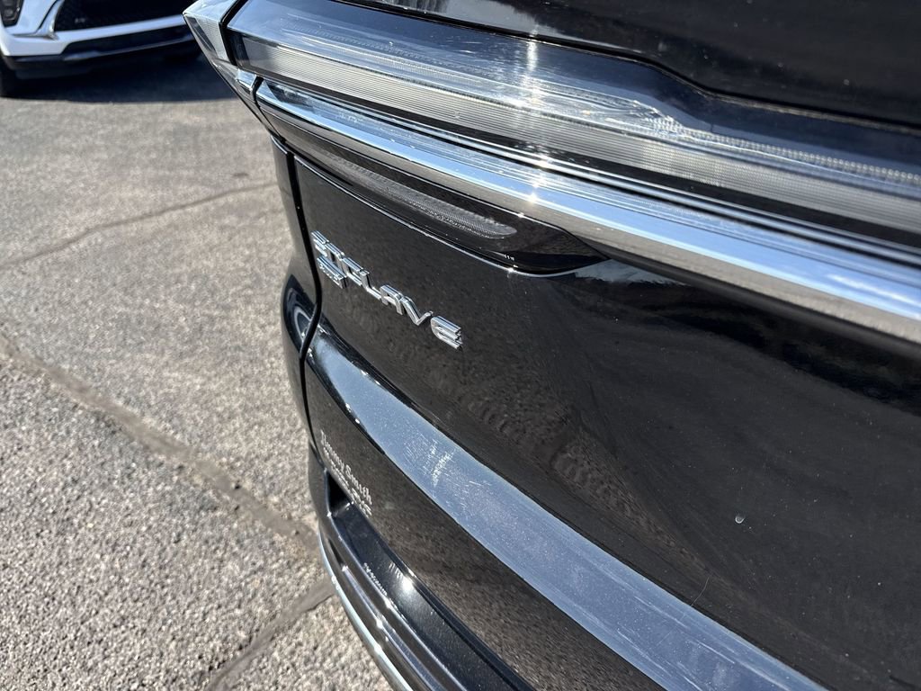 Certified 2025 Buick Enclave Avenir w/ Super Cruise Package image 39