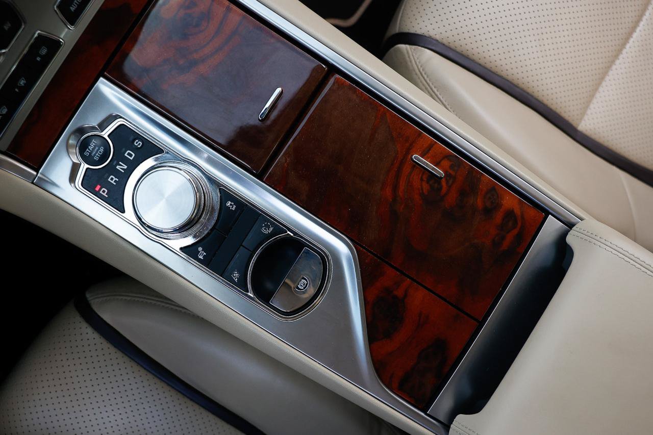 Used 2012 Jaguar XF Portfolio RWD image 38