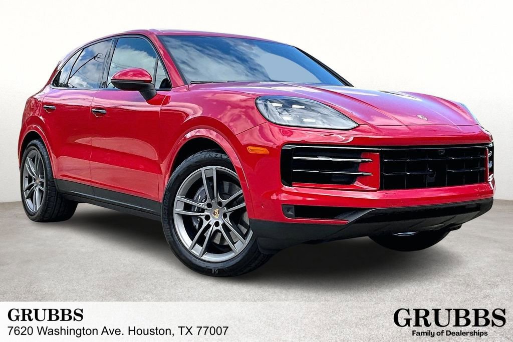 Used 2024 Porsche Cayenne image 1