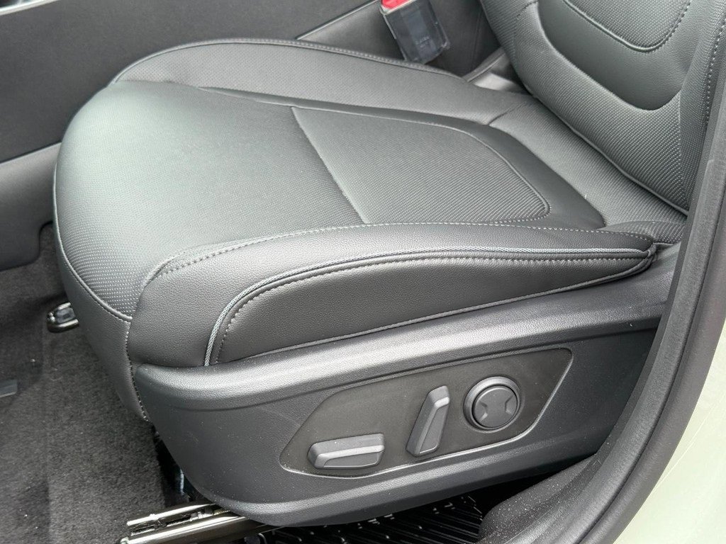 New 2025 Hyundai Santa Cruz Limited image 19