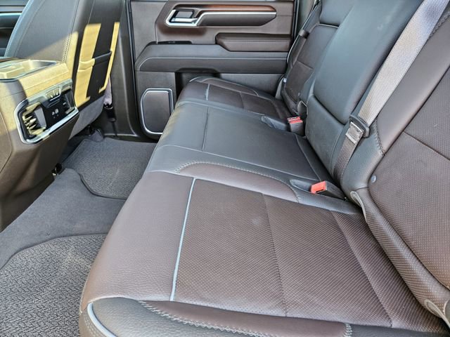 Used 2025 GMC Sierra 3500 Denali w/ Denali Reserve Package image 31