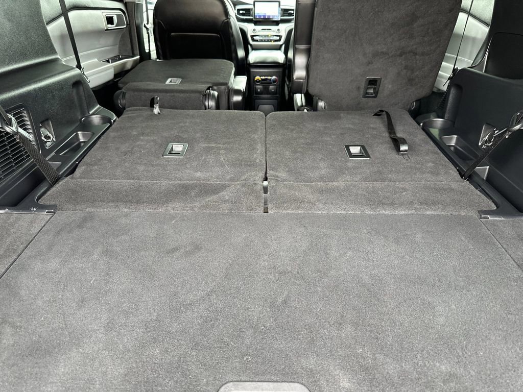 Certified 2023 Ford Explorer XLT w/ Equipment Group 202A image 15