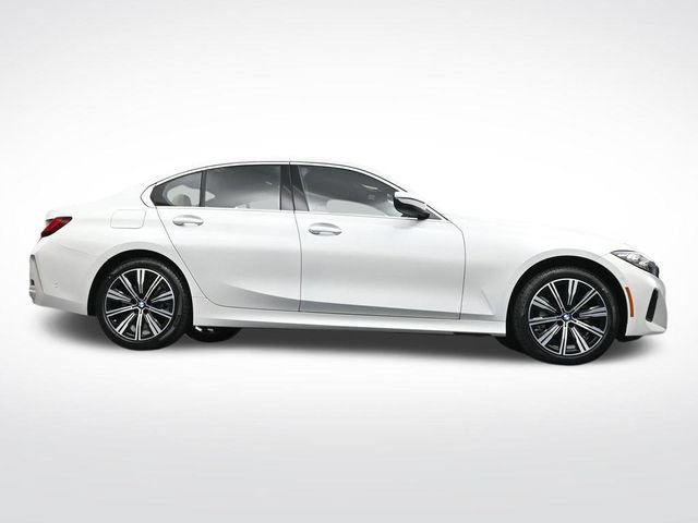 New 2026 BMW 330i xDrive Sedan w/ Premium Package AWD/4WD image 31