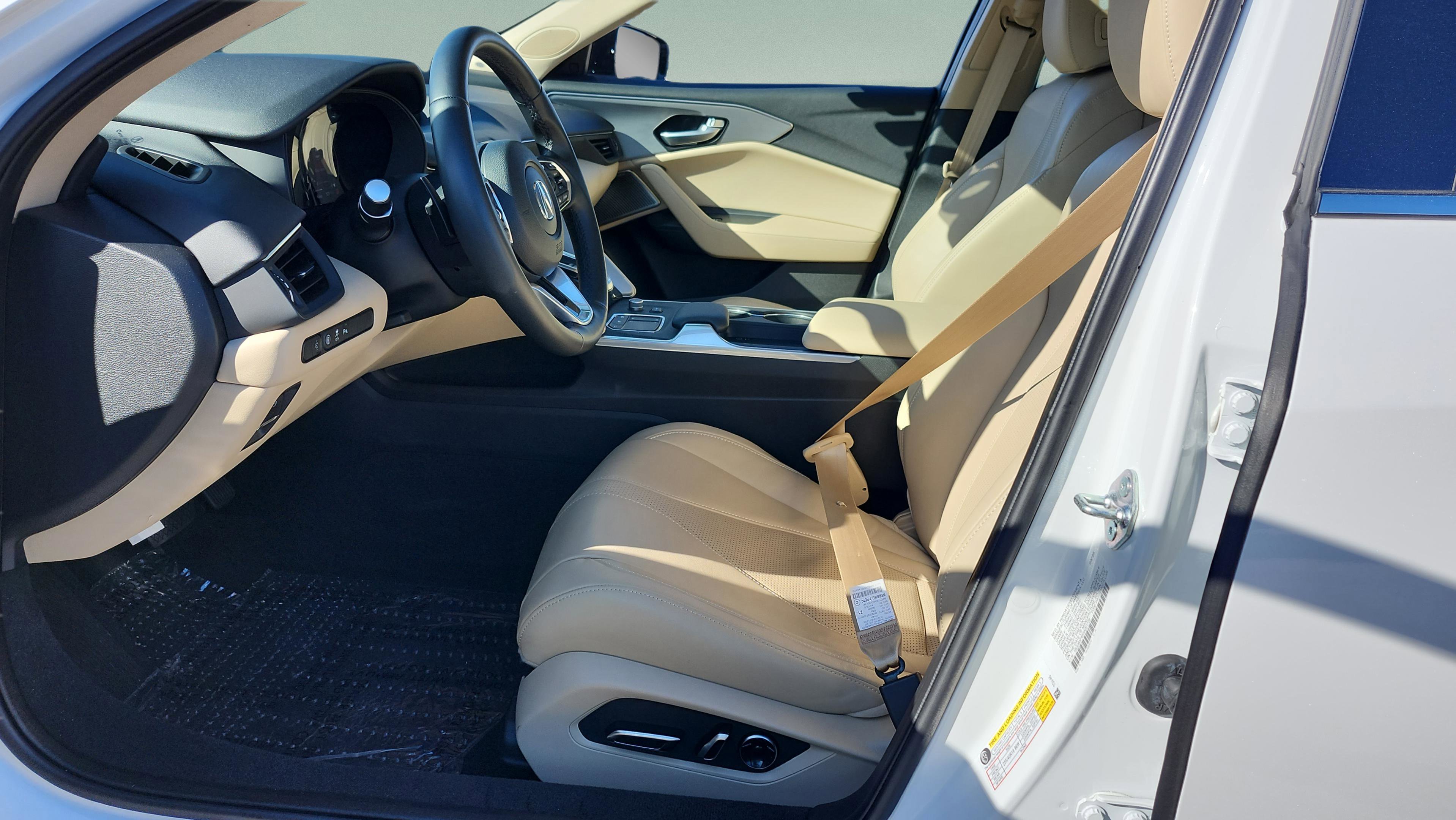 Certified 2025 Acura TLX w/ Technology Package image 10