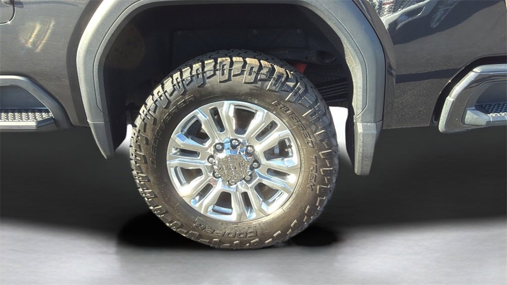 Used 2020 GMC Sierra 2500 Denali w/ Denali Ultimate Package image 14