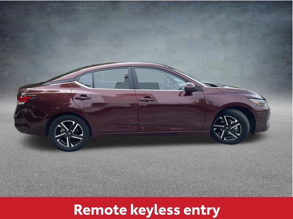 Used 2025 Nissan Sentra SV FWD image 5