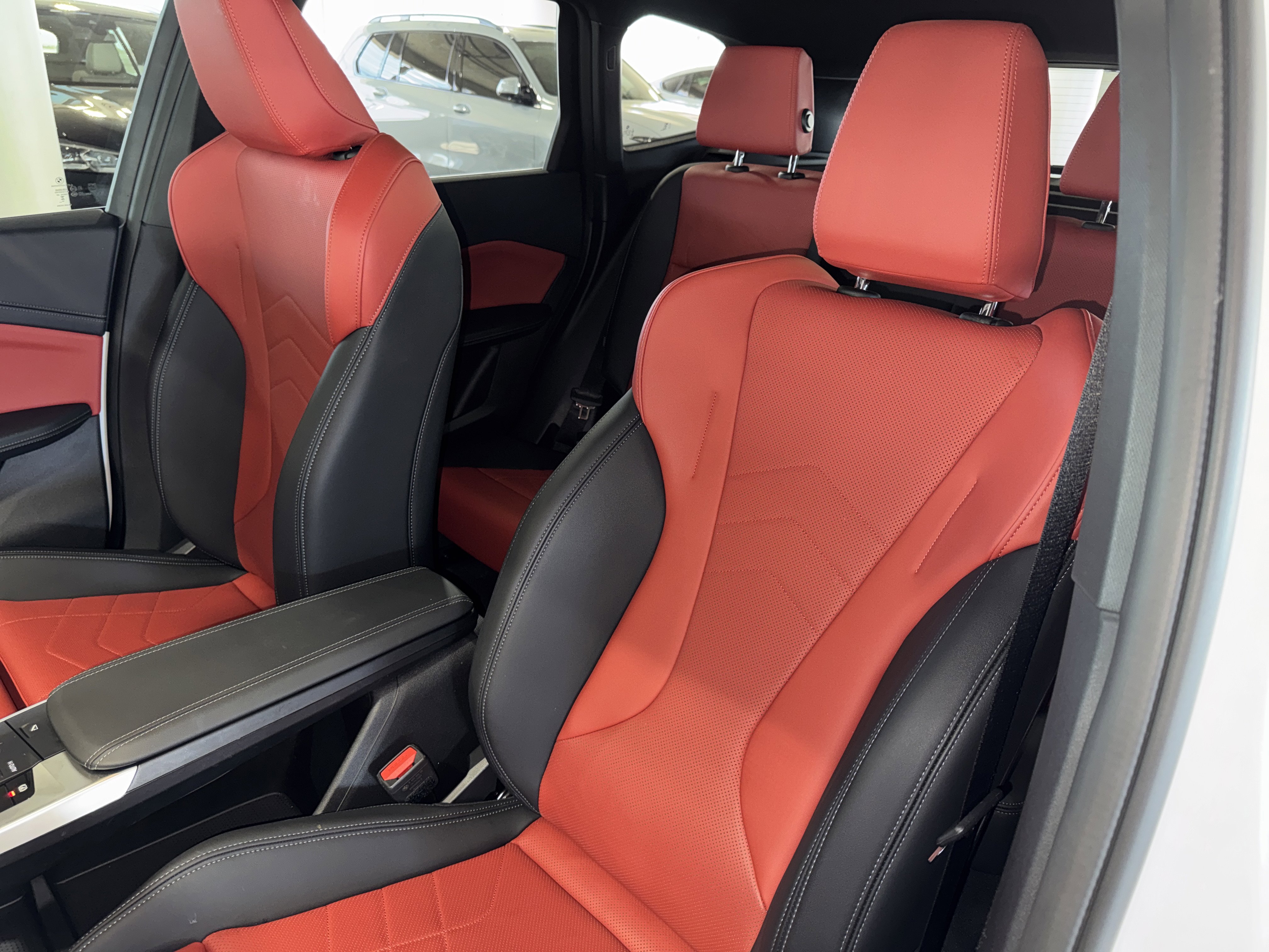 Used 2025 BMW X1 xDrive28i w/ Convenience Package image 33