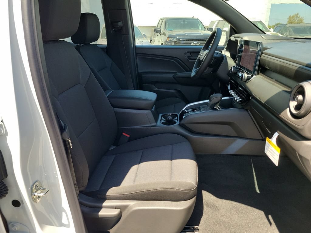 New 2026 Chevrolet Colorado W/T RWD image 14