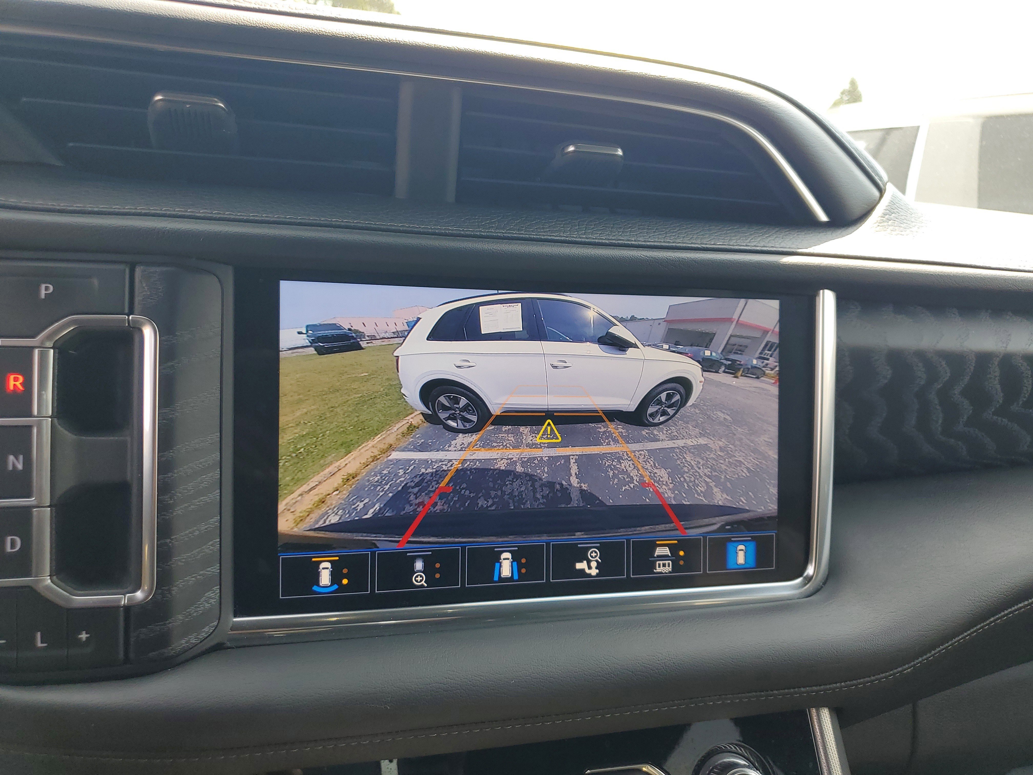 Used 2021 GMC Yukon Denali AWD/4WD image 23