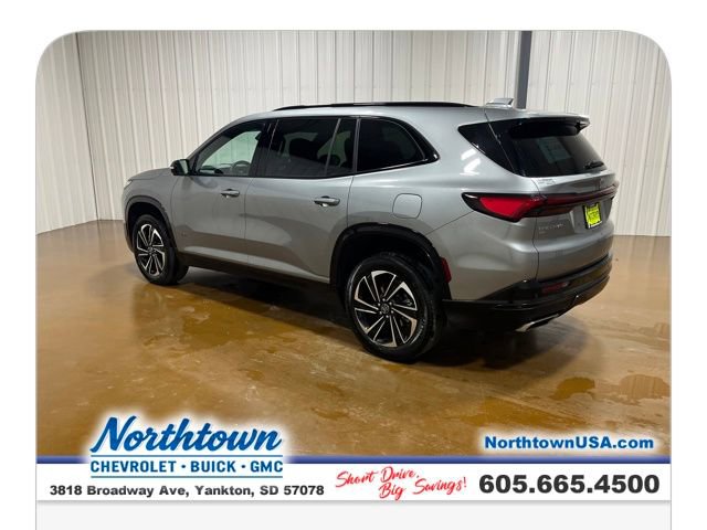 Used 2025 Buick Enclave Sport Touring image 6