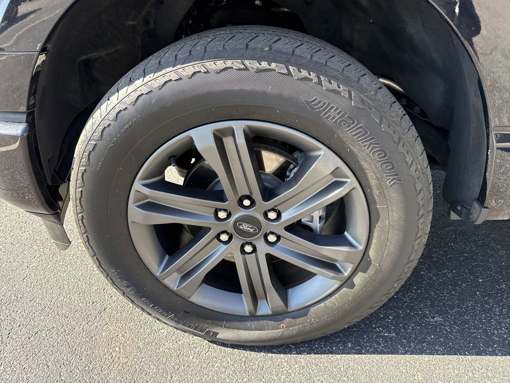 Used 2023 Ford F150 Lariat w/ Equipment Group 502A High AWD/4WD image 11