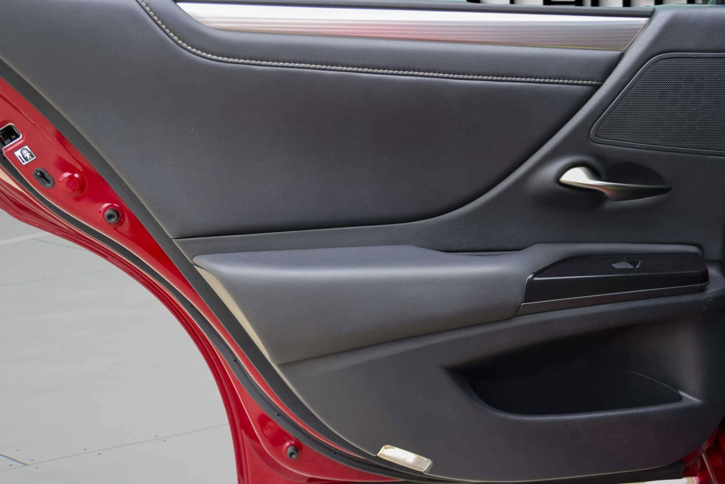 Used 2020 Lexus ES 350 F Sport w/ Accessory Package 2 image 27