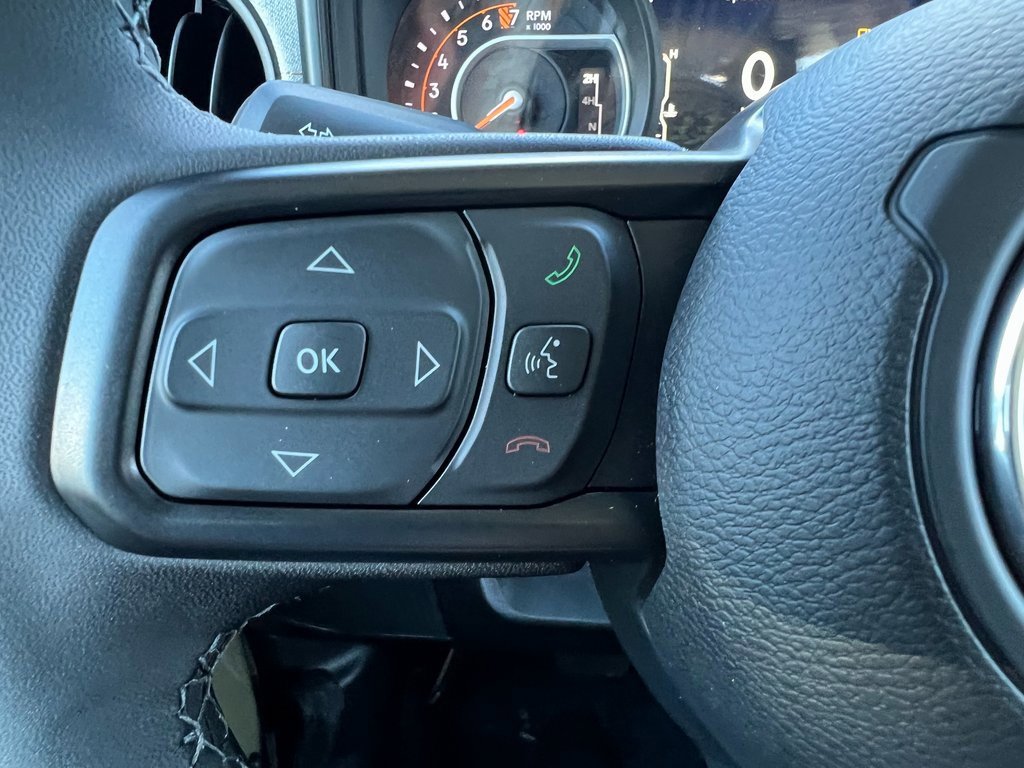 New 2025 Jeep Gladiator Willys image 21