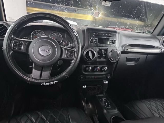 Used 2018 Jeep Wrangler Unlimited Sport S AWD/4WD image 3