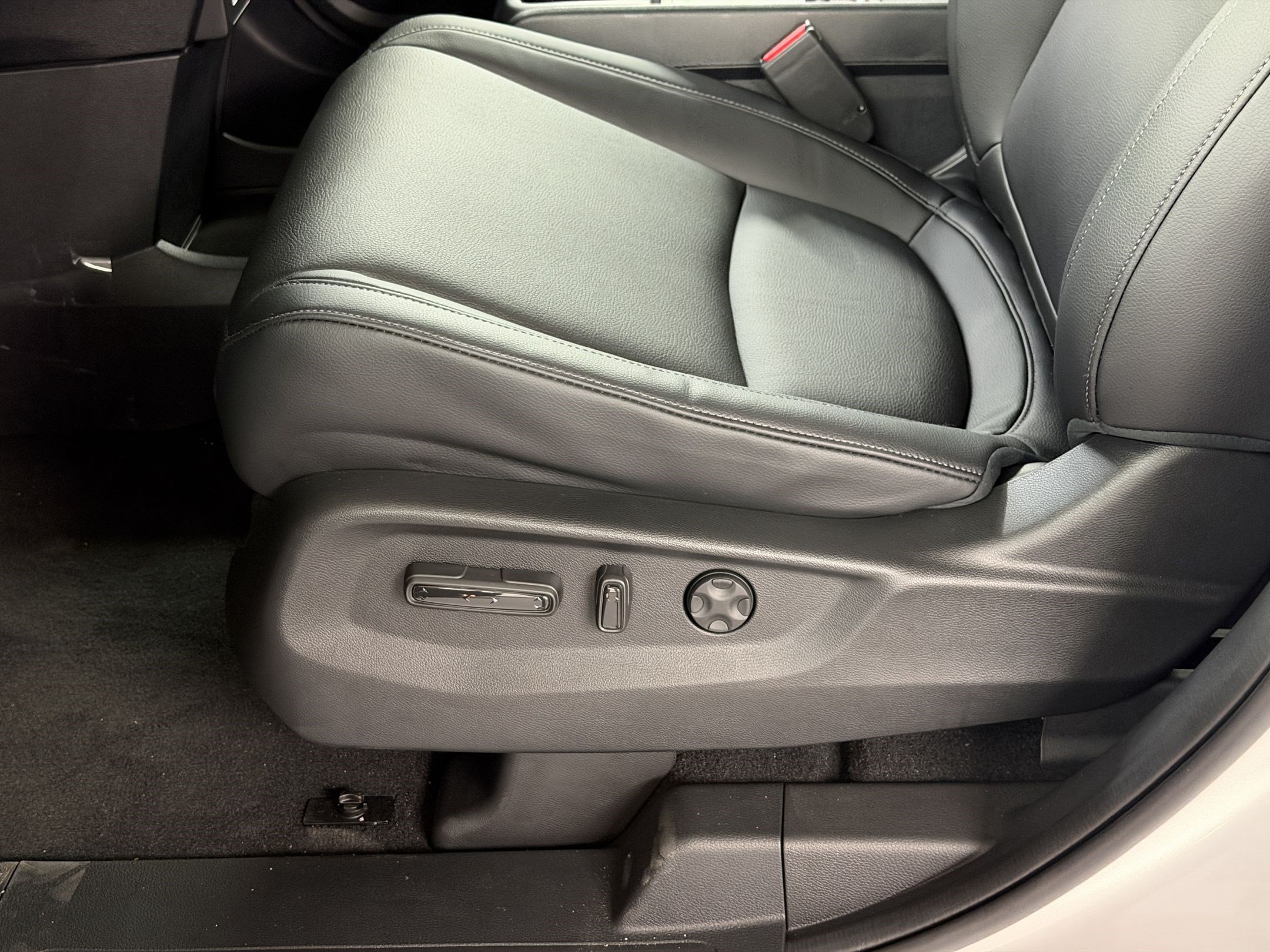 New 2027 Honda Odyssey EX-L image 15