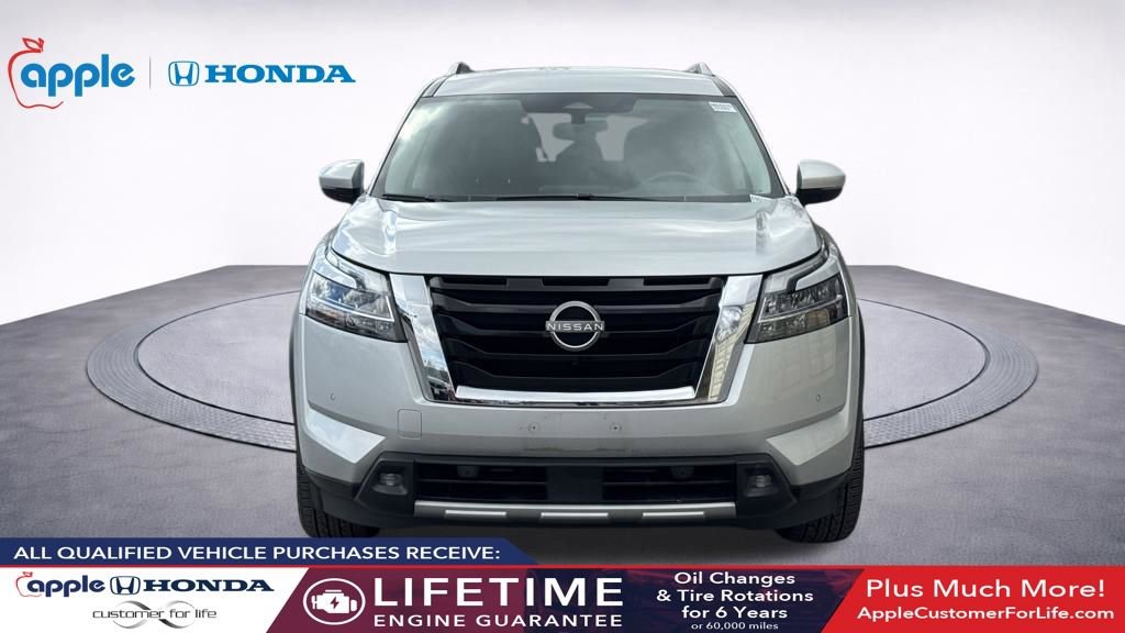 Used 2022 Nissan Pathfinder SL image 14