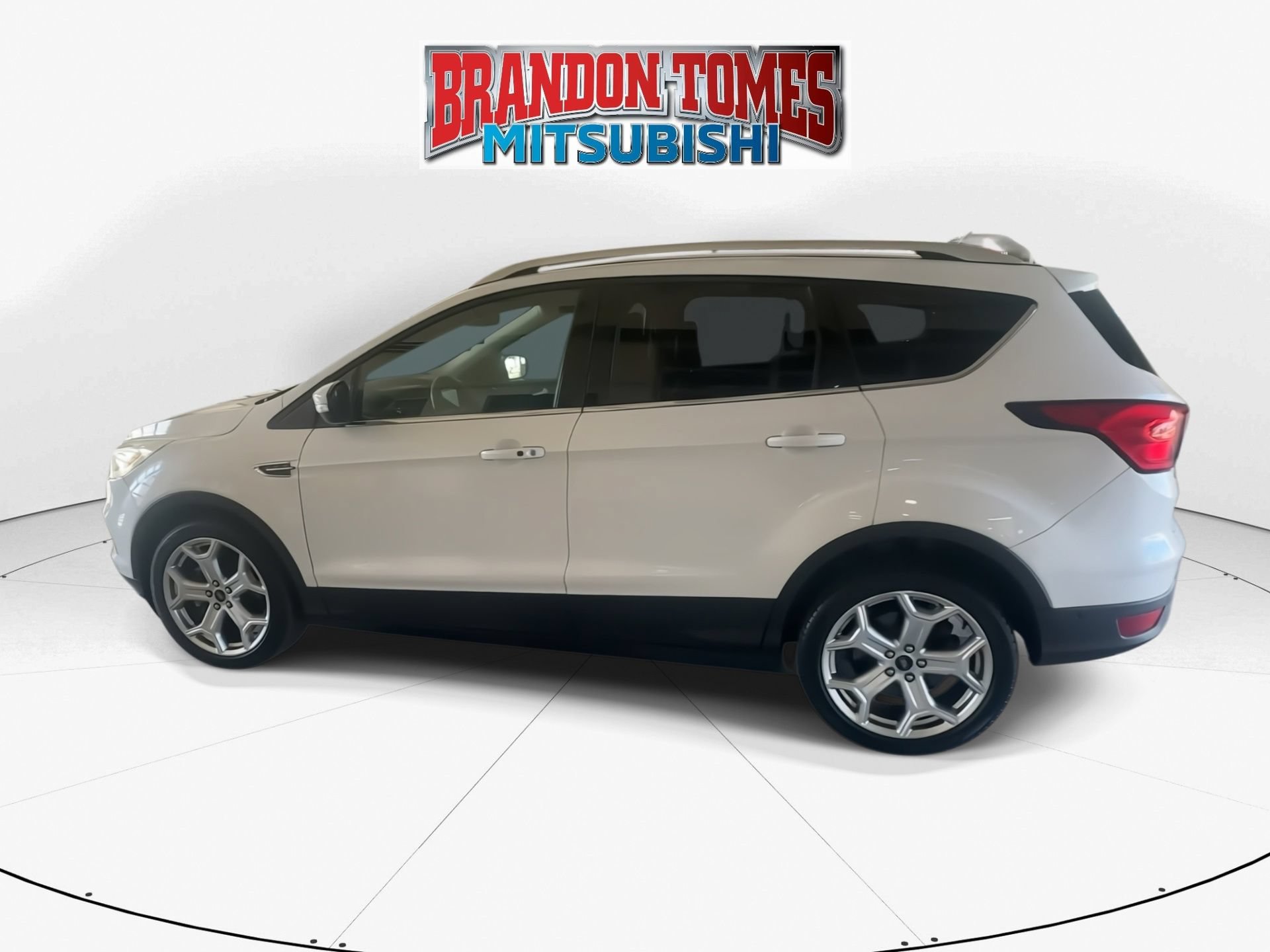 Used 2019 Ford Escape Titanium FWD image 6
