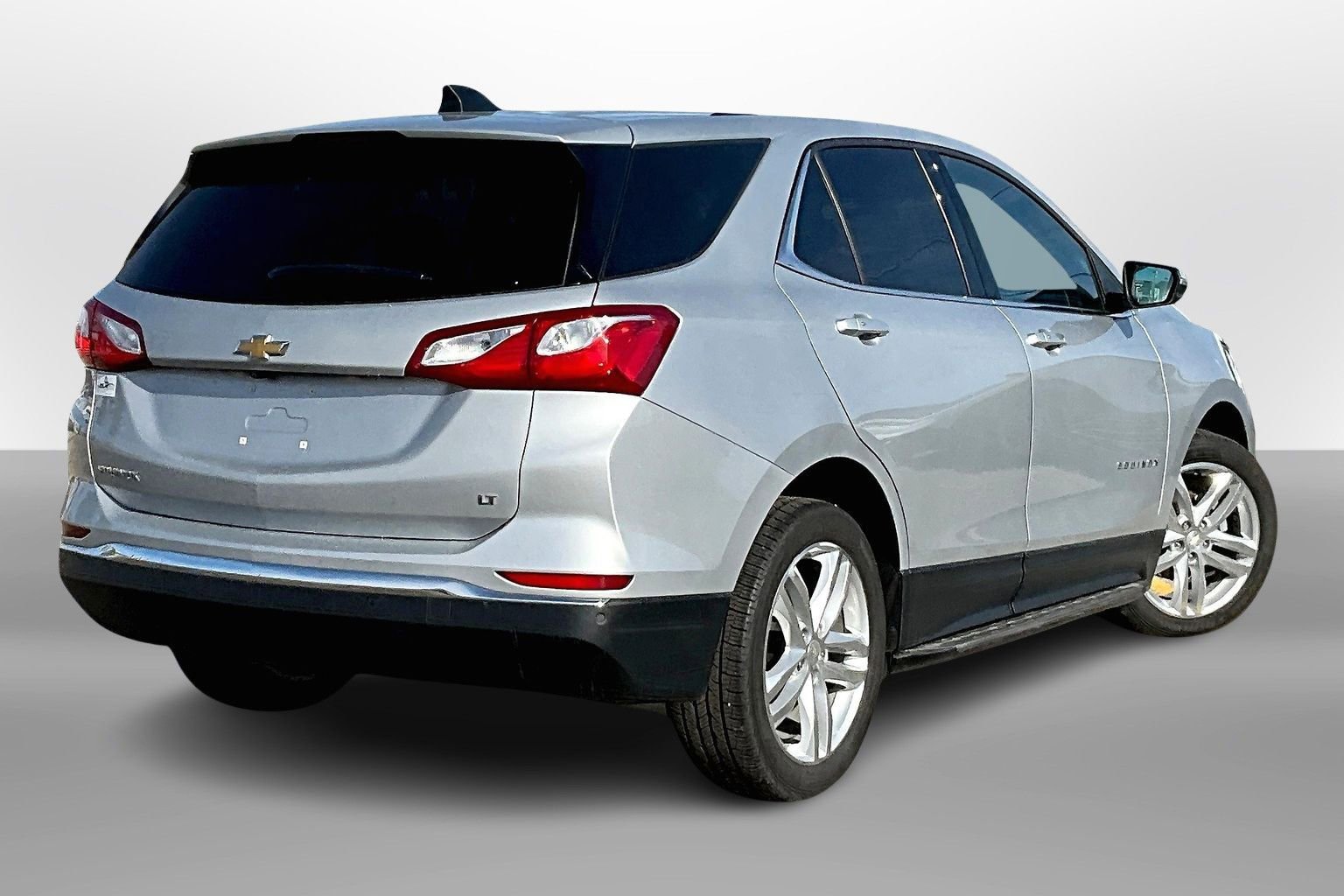 Used 2019 Chevrolet Equinox LT w/ Lights and Bright Package image 11