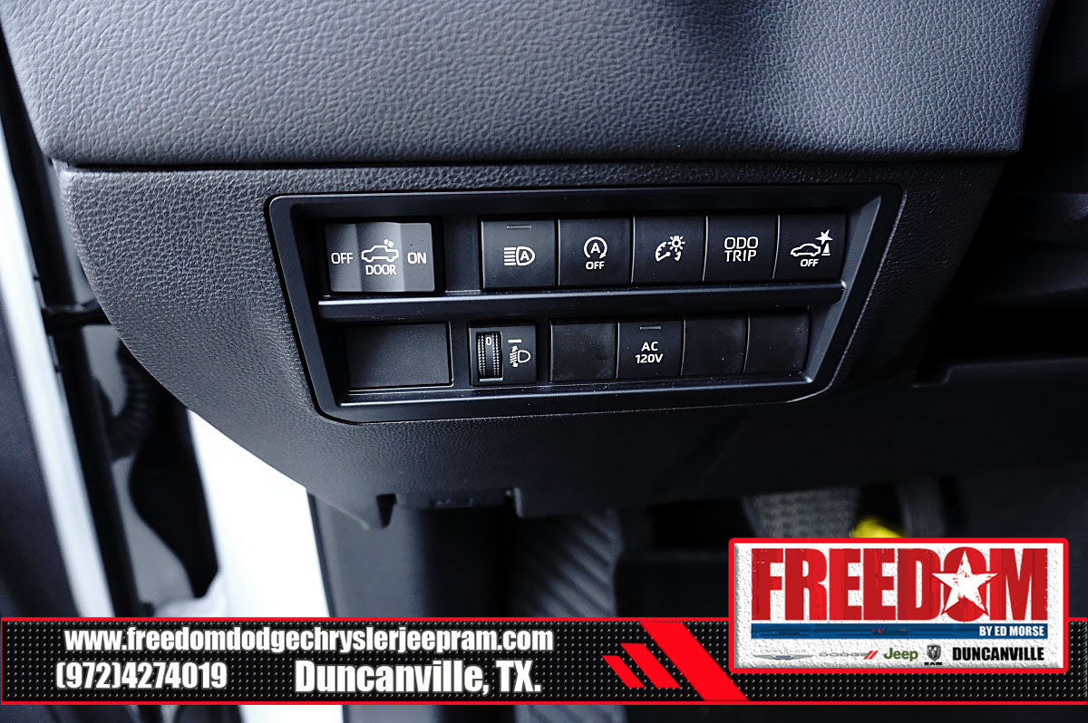 Used 2024 Toyota Tundra Limited w/ Power Package AWD/4WD image 26