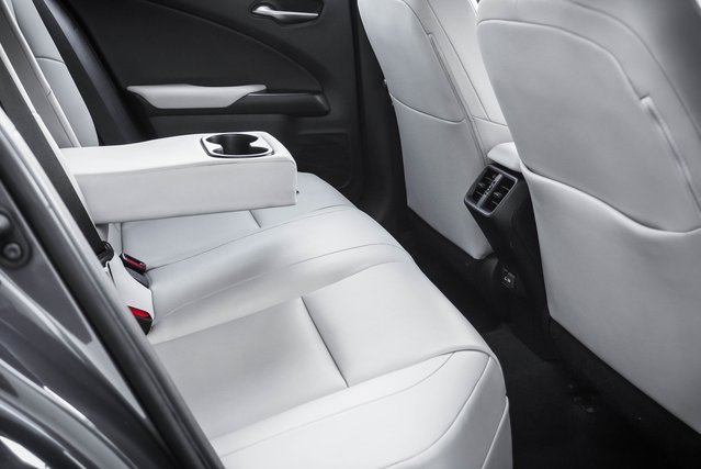 Used 2022 Lexus UX 200 200 Base w/ Accessory Package (Z2) image 25