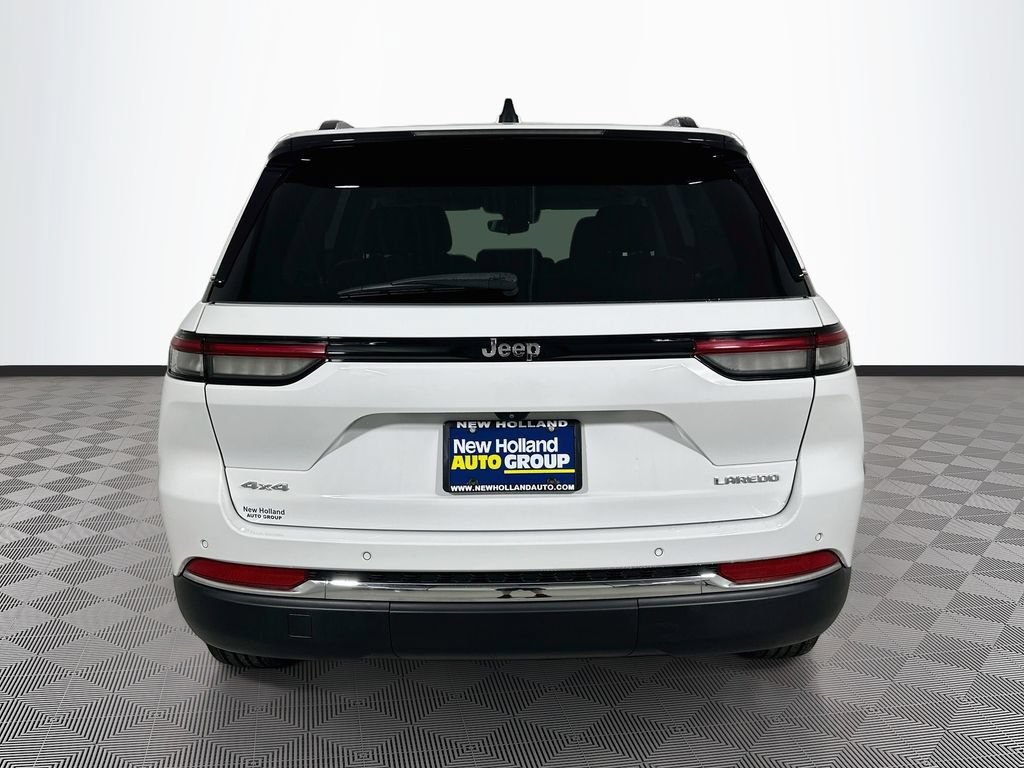 Certified 2023 Jeep Grand Cherokee Laredo AWD/4WD image 6