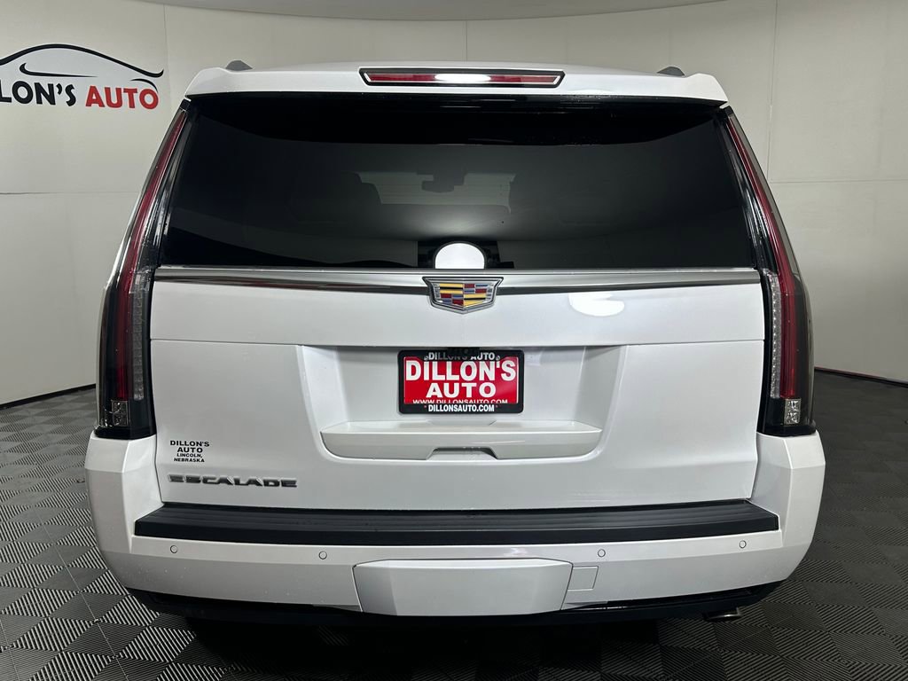 Used 2019 Cadillac Escalade Premium Luxury AWD/4WD image 5