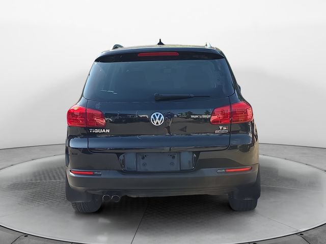 Used 2017 Volkswagen Tiguan Wolfsburg Edition AWD/4WD image 4