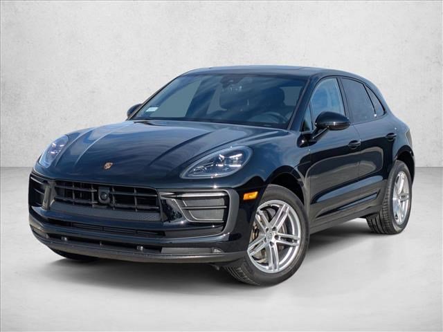 Used 2025 Porsche Macan Turbo image 1