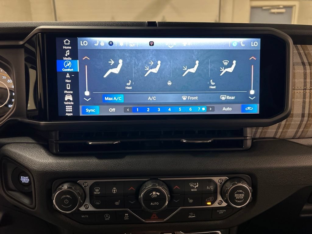 New 2026 Jeep Gladiator Sport AWD/4WD image 25