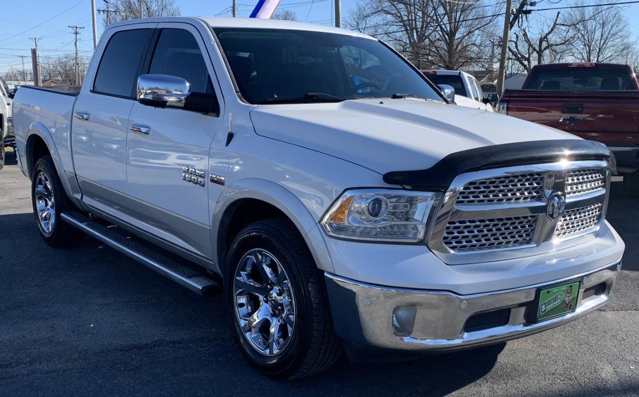 Used 2017 RAM 1500 Laramie w/ Convenience Group image 7