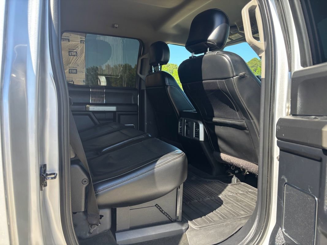 Used 2017 Ford F250 Lariat w/ Lariat Value Package image 3