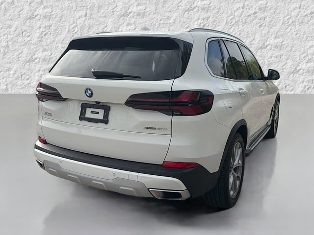 Used 2025 BMW X5 xDrive40i image 3