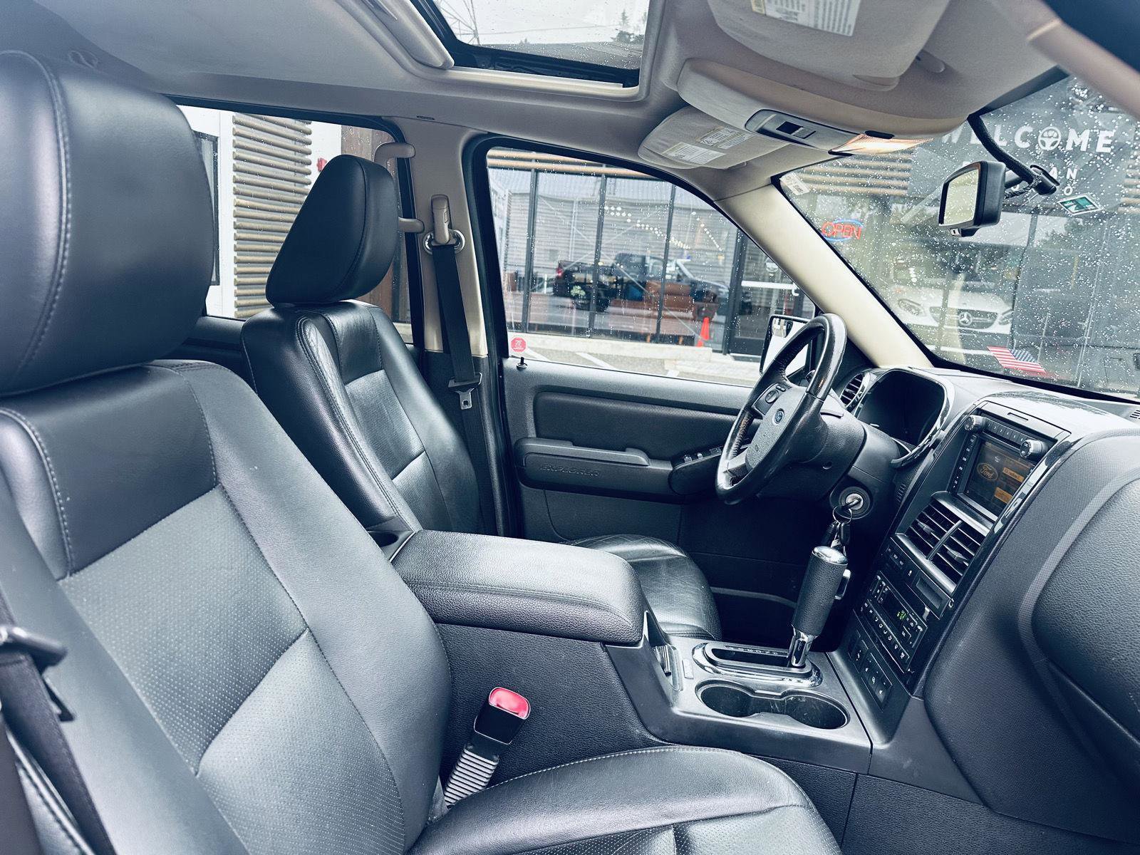Used 2010 Ford Explorer Sport Trac Limited AWD/4WD image 7