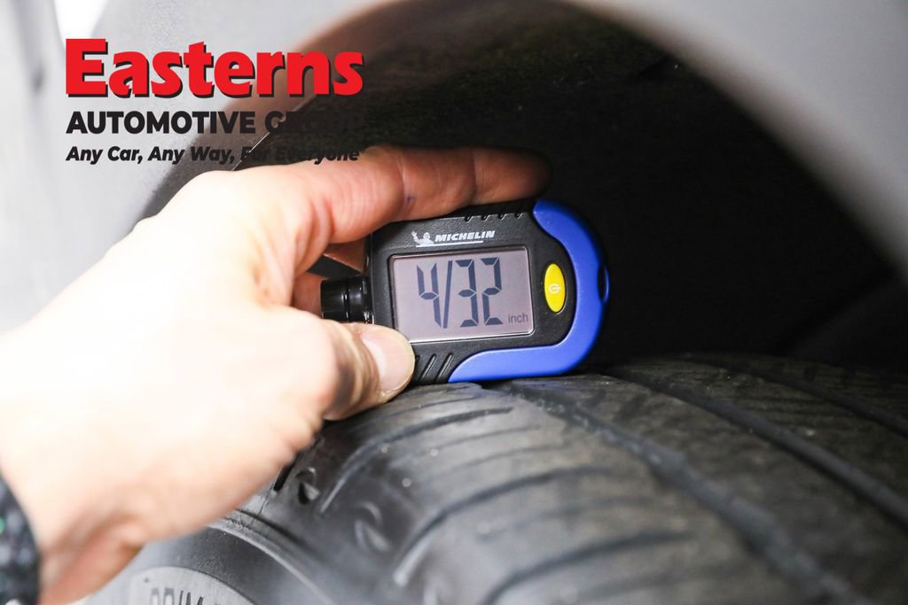 Used 2021 GMC Terrain SLT w/ Infotainment Package II image 31