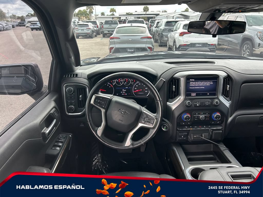 Used 2022 Chevrolet Silverado 1500 RST w/ LPO, Blackout Package AWD/4WD image 13