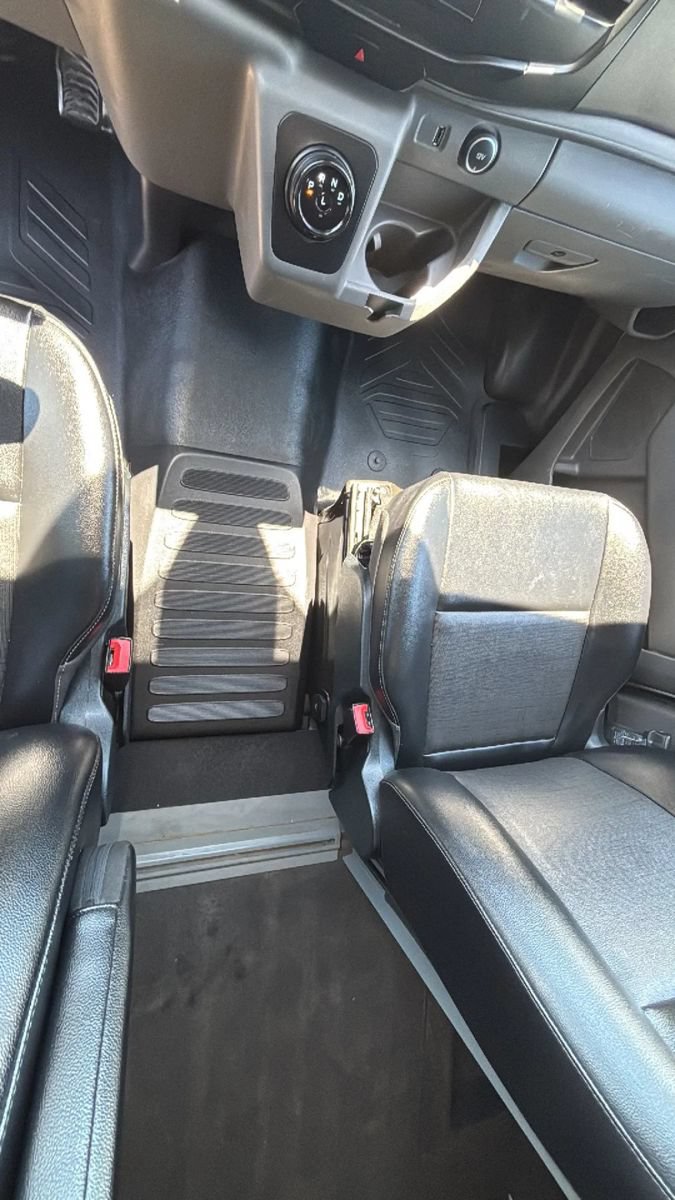 Used 2022 Ford E-Transit 148 High Roof w/ Load Area Protection Package RWD image 38