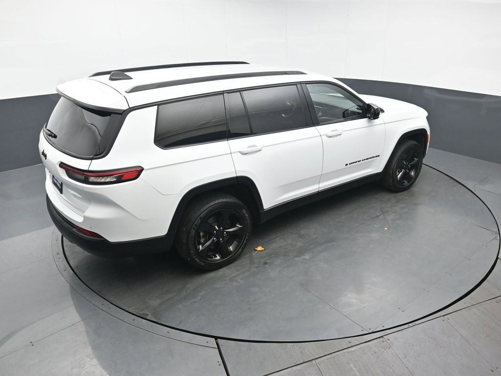 Used 2023 Jeep Grand Cherokee L Laredo image 35