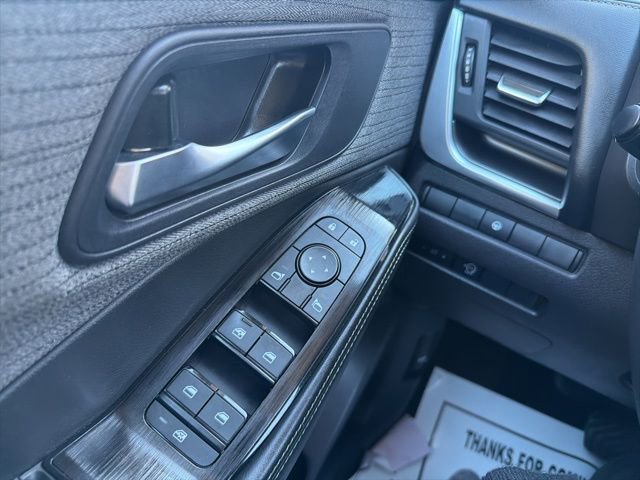 Used 2023 Nissan Rogue SV image 24