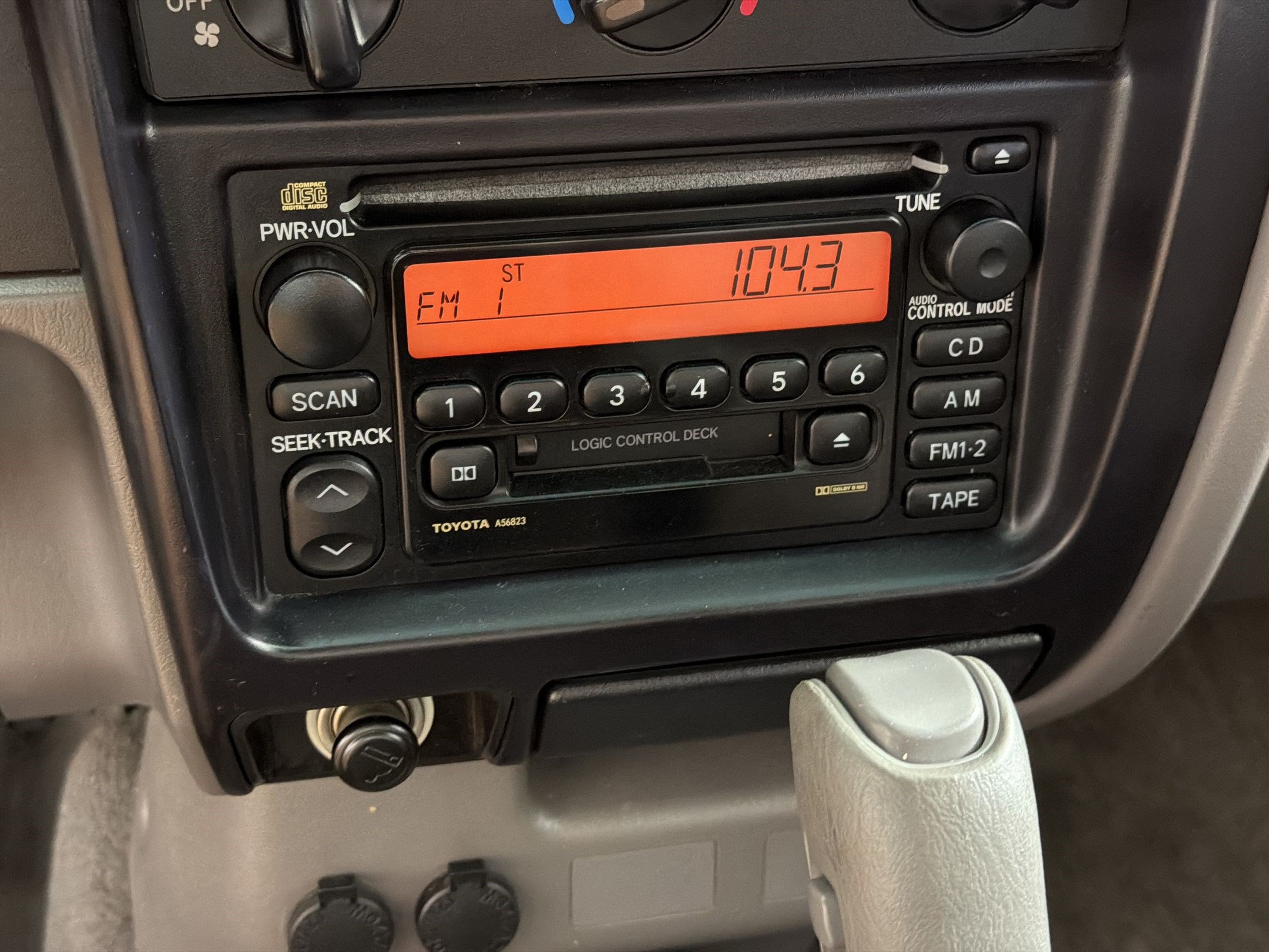 Used 2003 Toyota Tacoma PreRunner w/ Limited Pkg RWD image 17