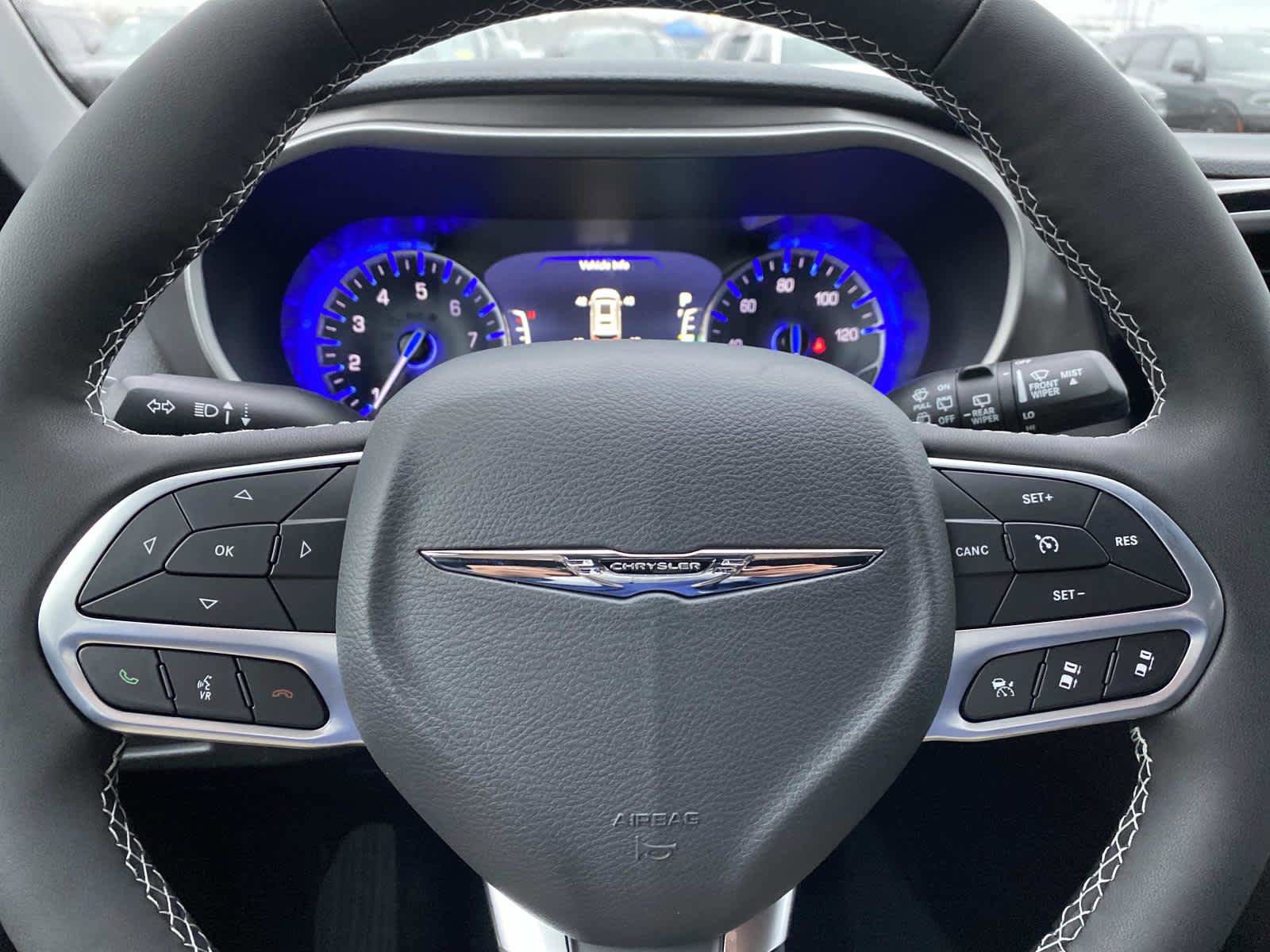 New 2026 Chrysler Pacifica Select FWD image 13
