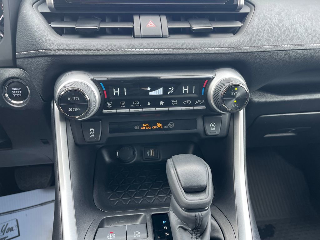 Certified 2024 Toyota RAV4 XLE image 19