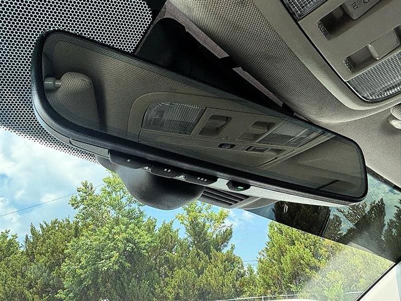 Used 2021 Honda Accord Touring image 31