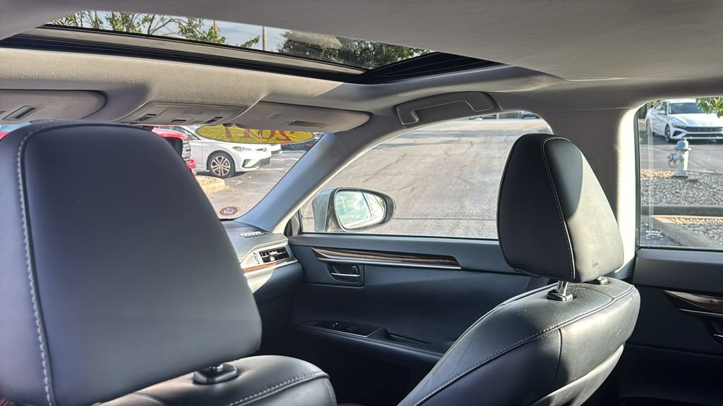 Used 2017 Lexus ES 350 w/ Luxury Package FWD image 32
