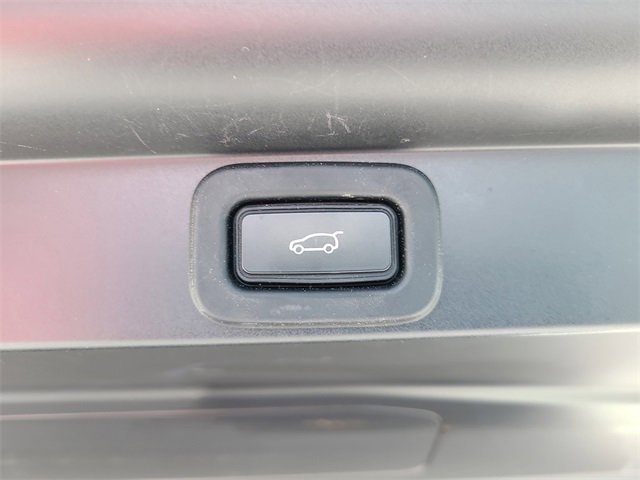 Used 2023 Land Rover Range Rover SE image 13