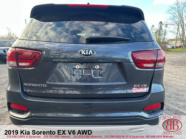 Used 2019 Kia Sorento EX w/ EX Premium Package image 4