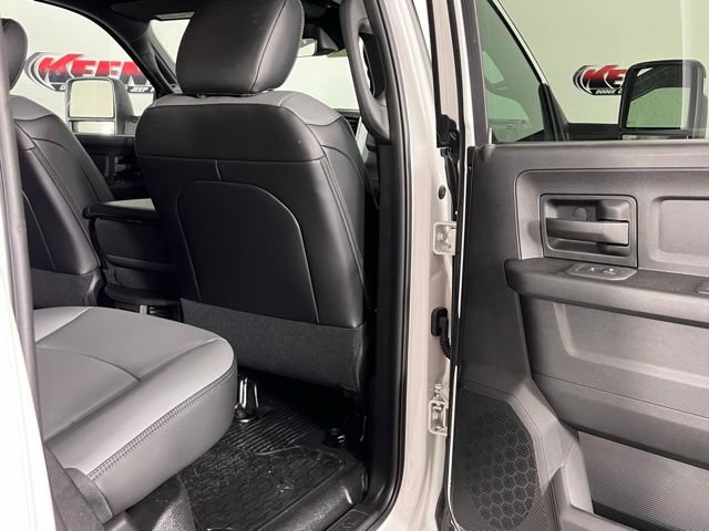 New 2026 RAM 5500 Tradesman AWD/4WD image 25