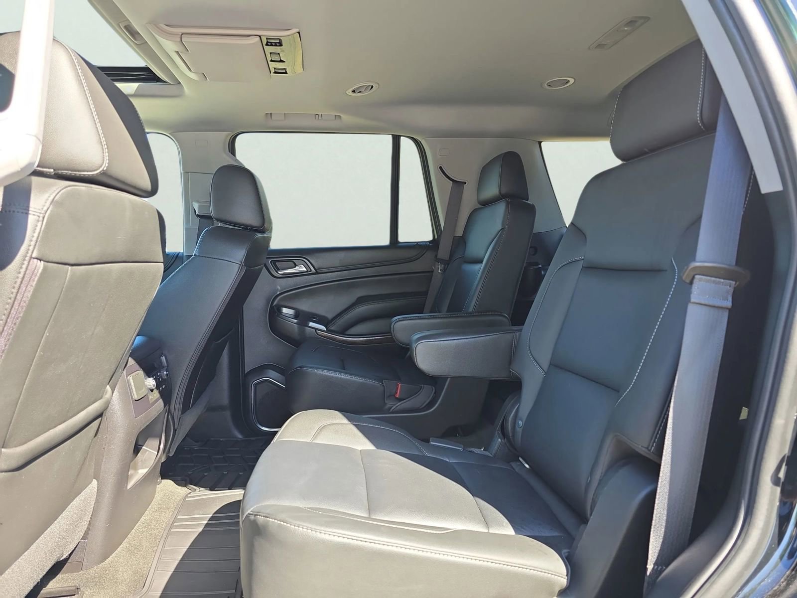 Used 2018 Chevrolet Tahoe LT AWD/4WD image 15