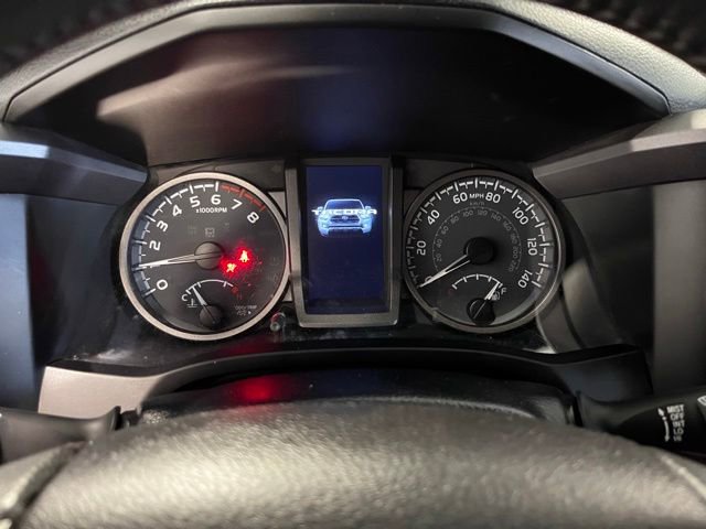 Used 2021 Toyota Tacoma TRD Off-Road w/ TRD Premium Off Road Package AWD/4WD image 25