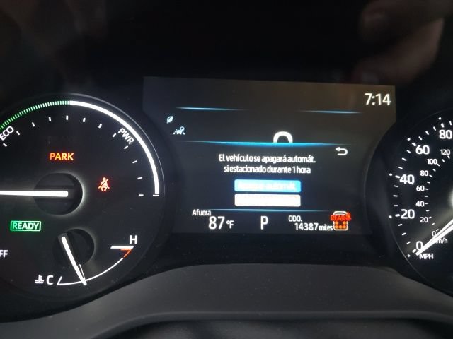 Used 2026 Toyota Sienna XLE FWD image 24
